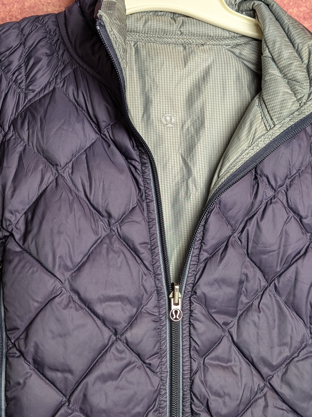 Lululemon Purple Gray Quilted Goose Down Puffer Jacket Stretch Athletic - Picture 2 of 14